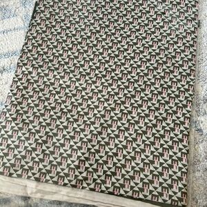 Geometric Patterned Scarve pistachio color